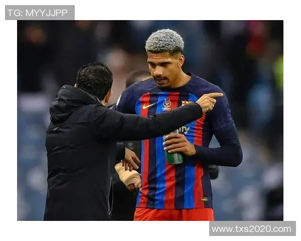 阿劳霍西甲复出助巴萨重回巅峰状态球队士气高涨期待未来挑战 阿劳霍西甲复出助巴萨重回巅峰状态球队士气高涨期待未来挑战